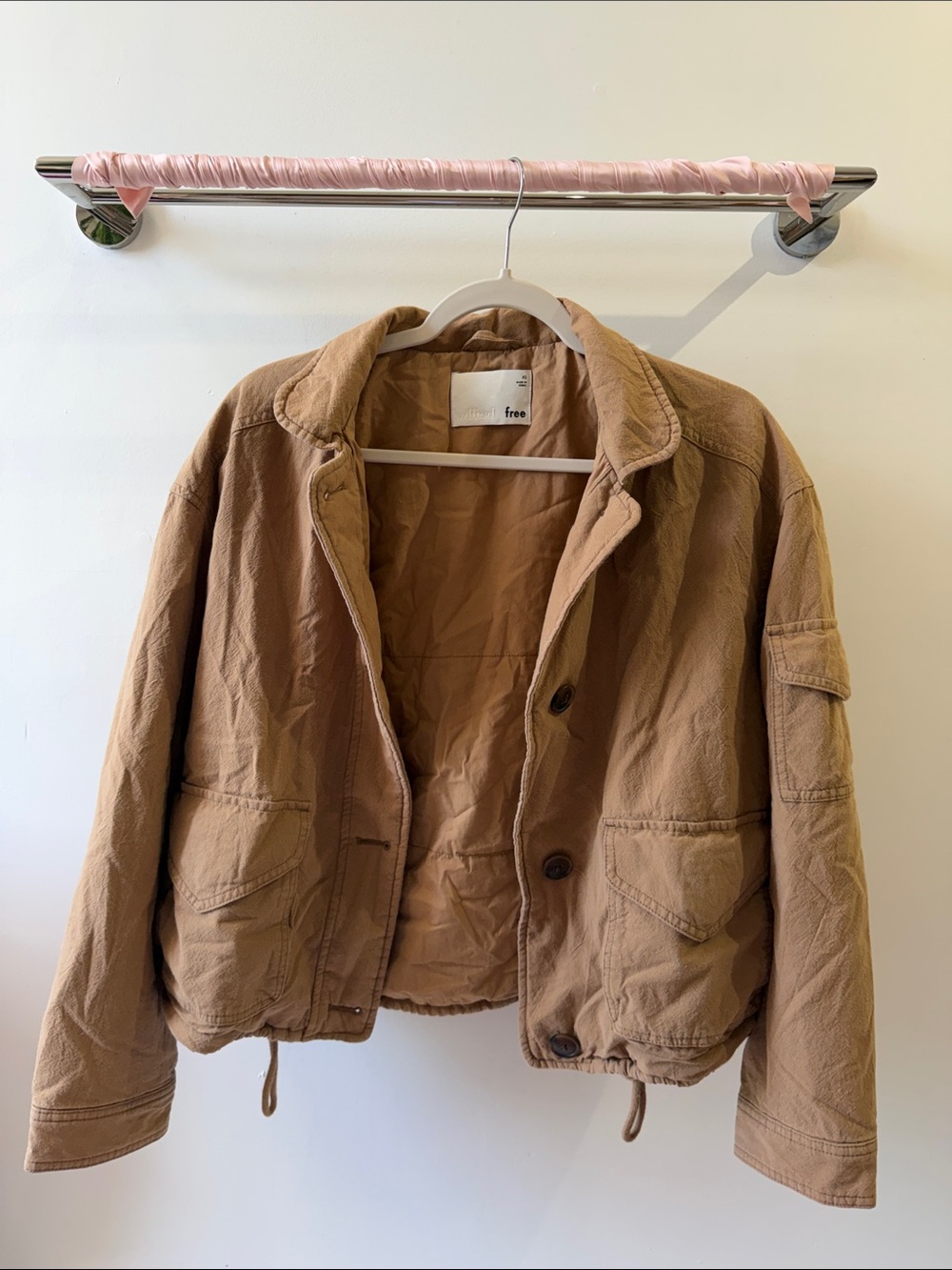 Wilfred Tan Utility Jacket with Front Pockets